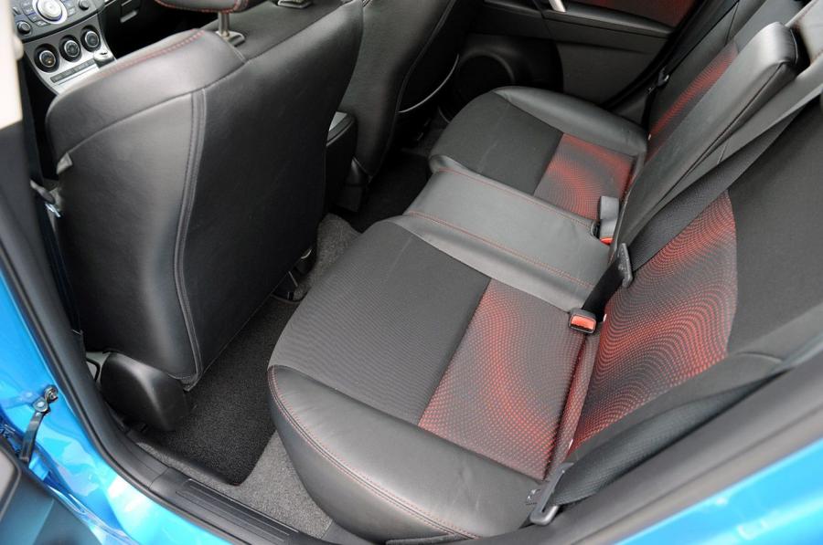  Mazda3 Mazdaspeed 2010 года  (фото 8 из 108)